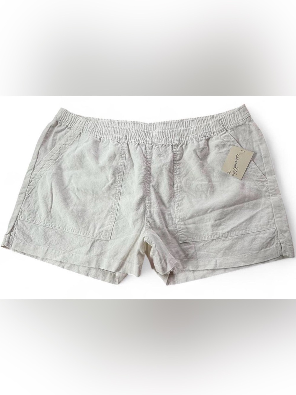 Universal Thread White Elastic-Waist Casual Shorts